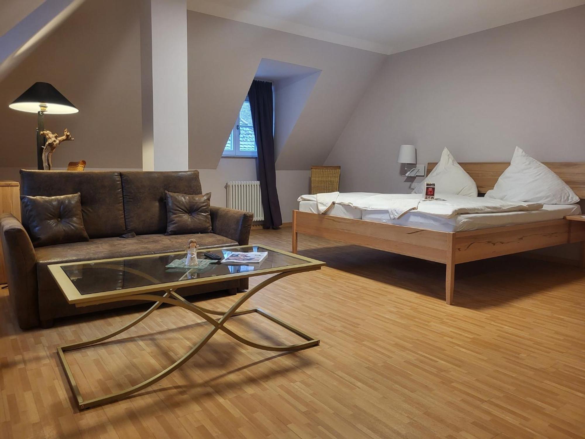 Hotel & Cafe Ritter Von Boehl Deidesheim Luaran gambar