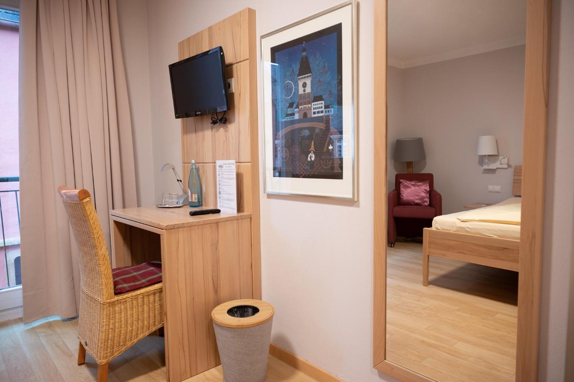 Hotel & Cafe Ritter Von Boehl Deidesheim Luaran gambar