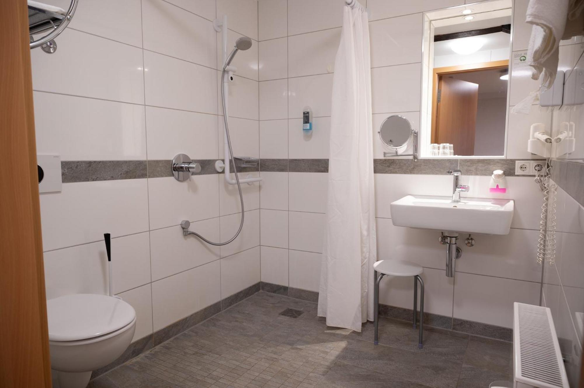 Hotel & Cafe Ritter Von Boehl Deidesheim Luaran gambar