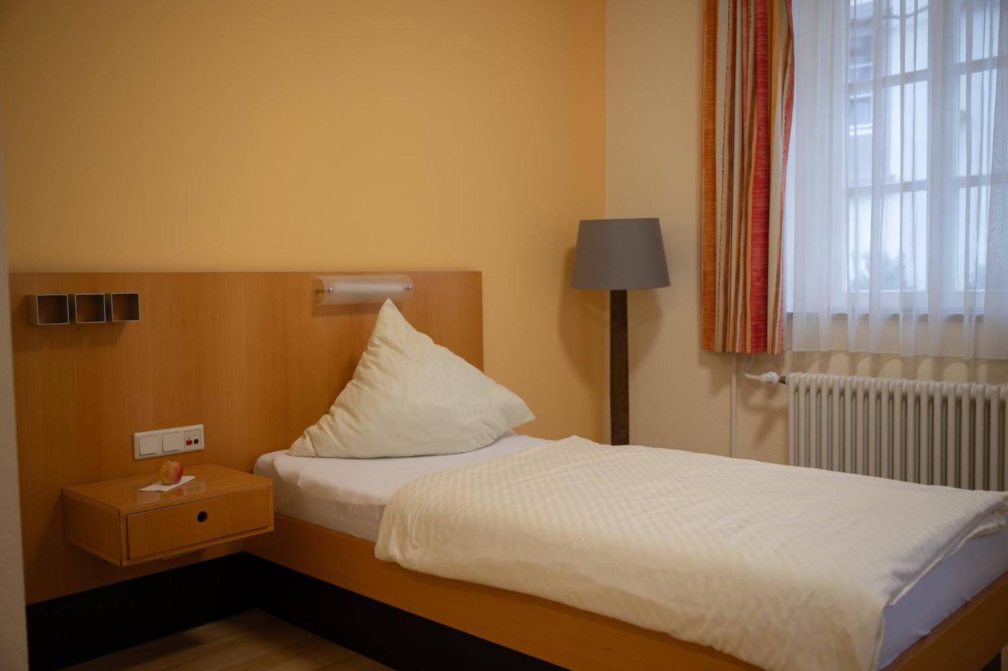 Hotel & Cafe Ritter Von Boehl Deidesheim Luaran gambar