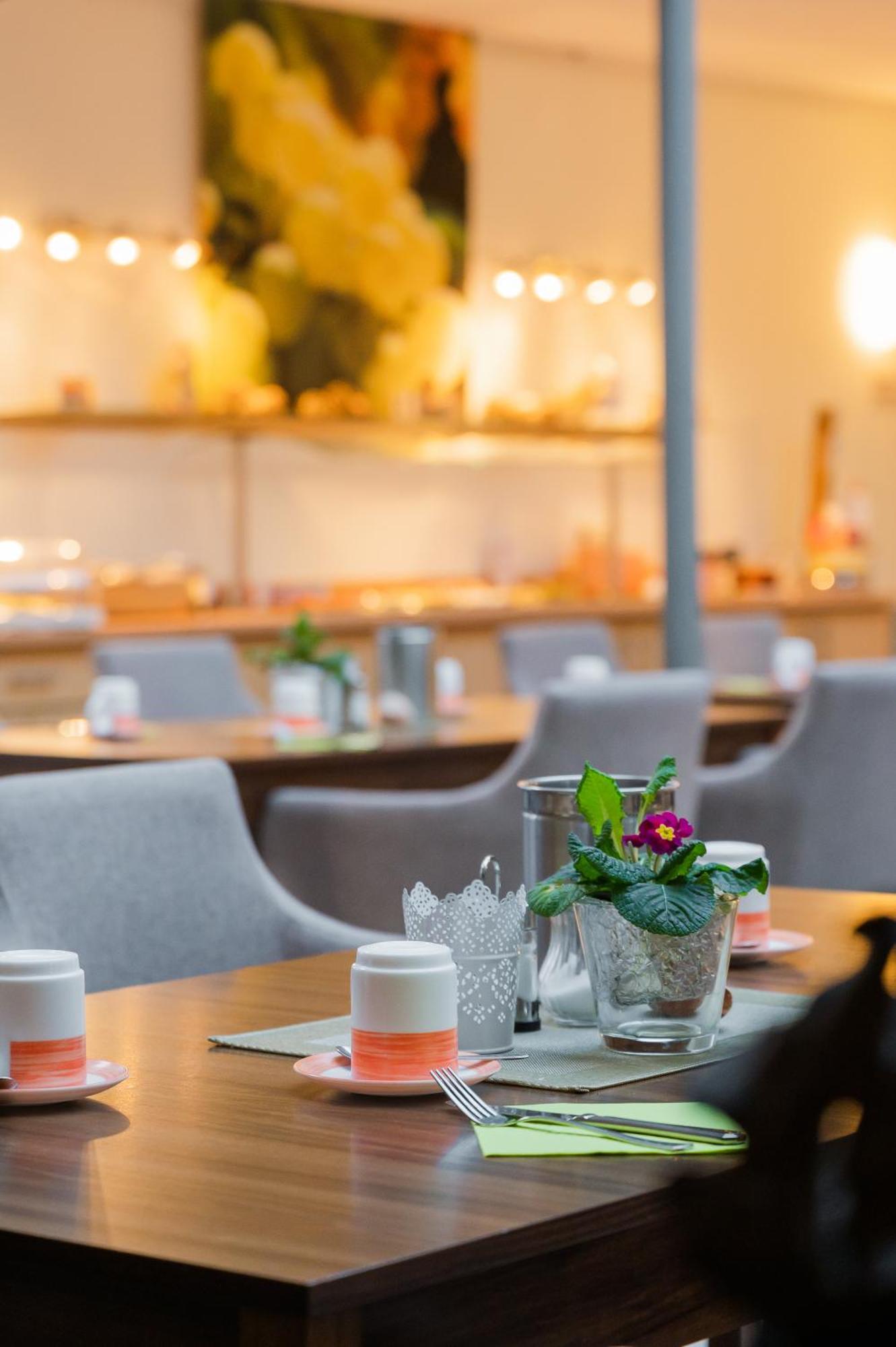 Hotel & Cafe Ritter Von Boehl Deidesheim Luaran gambar