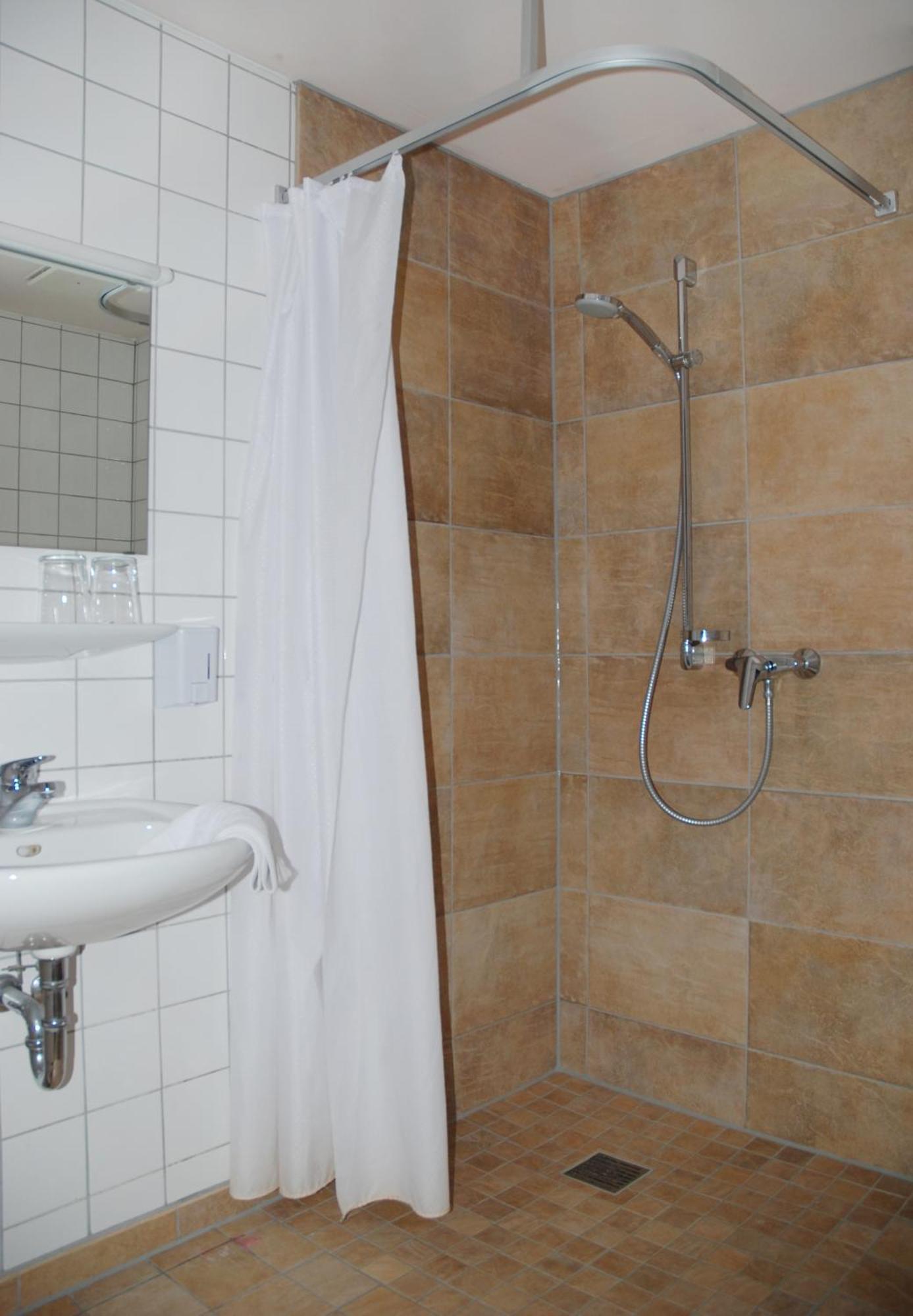 Hotel & Cafe Ritter Von Boehl Deidesheim Bilik gambar